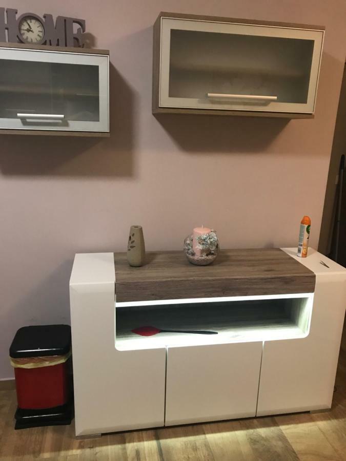 Apartman Petra 2 Vir Exteriör bild